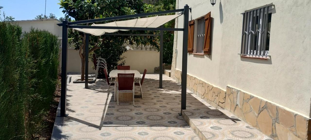 Villa Silom House Sant Pere De Ribes Exterior foto