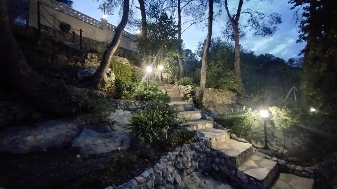 Villa Silom House Sant Pere De Ribes Exterior foto