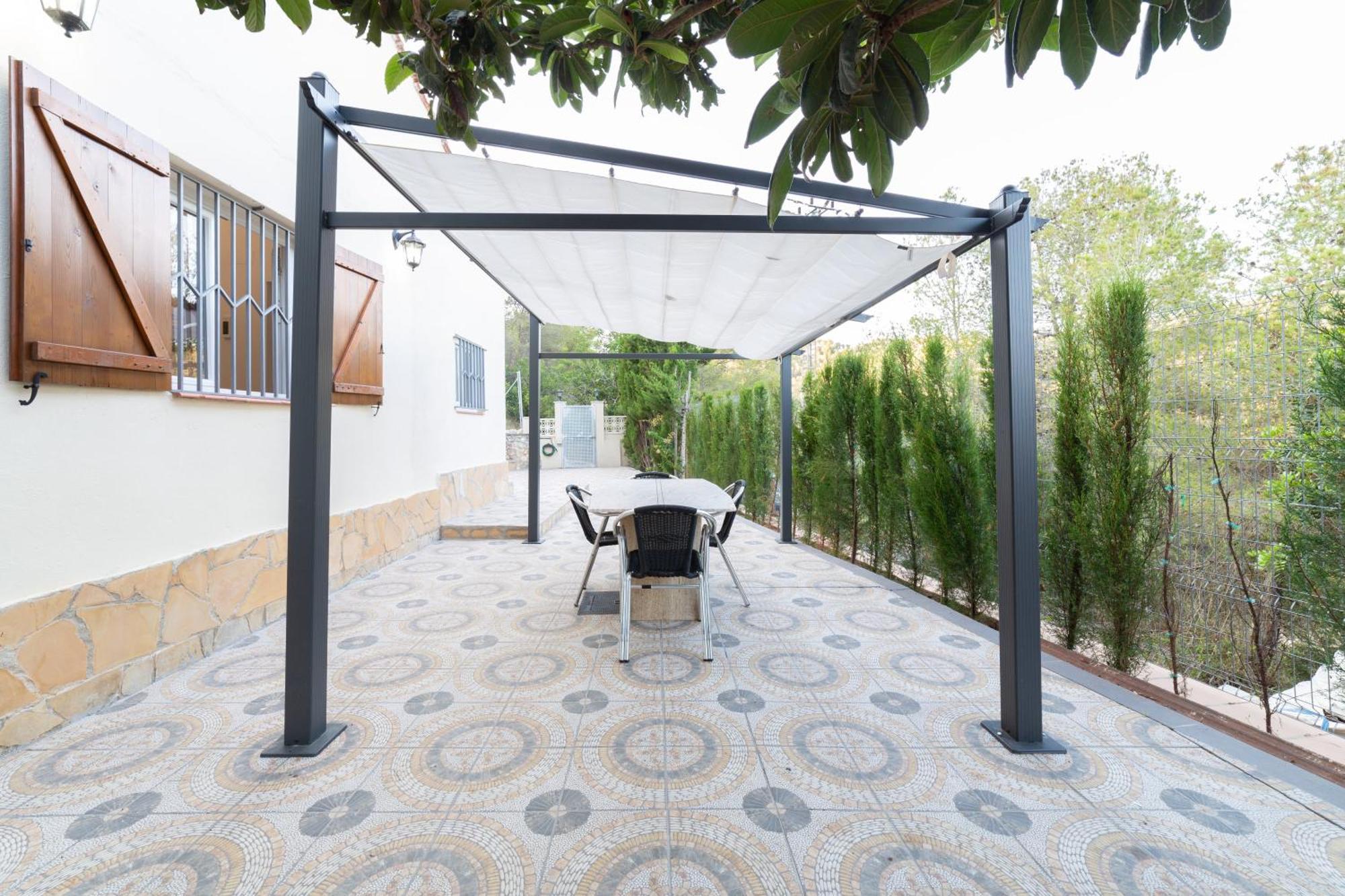 Villa Silom House Sant Pere De Ribes Exterior foto